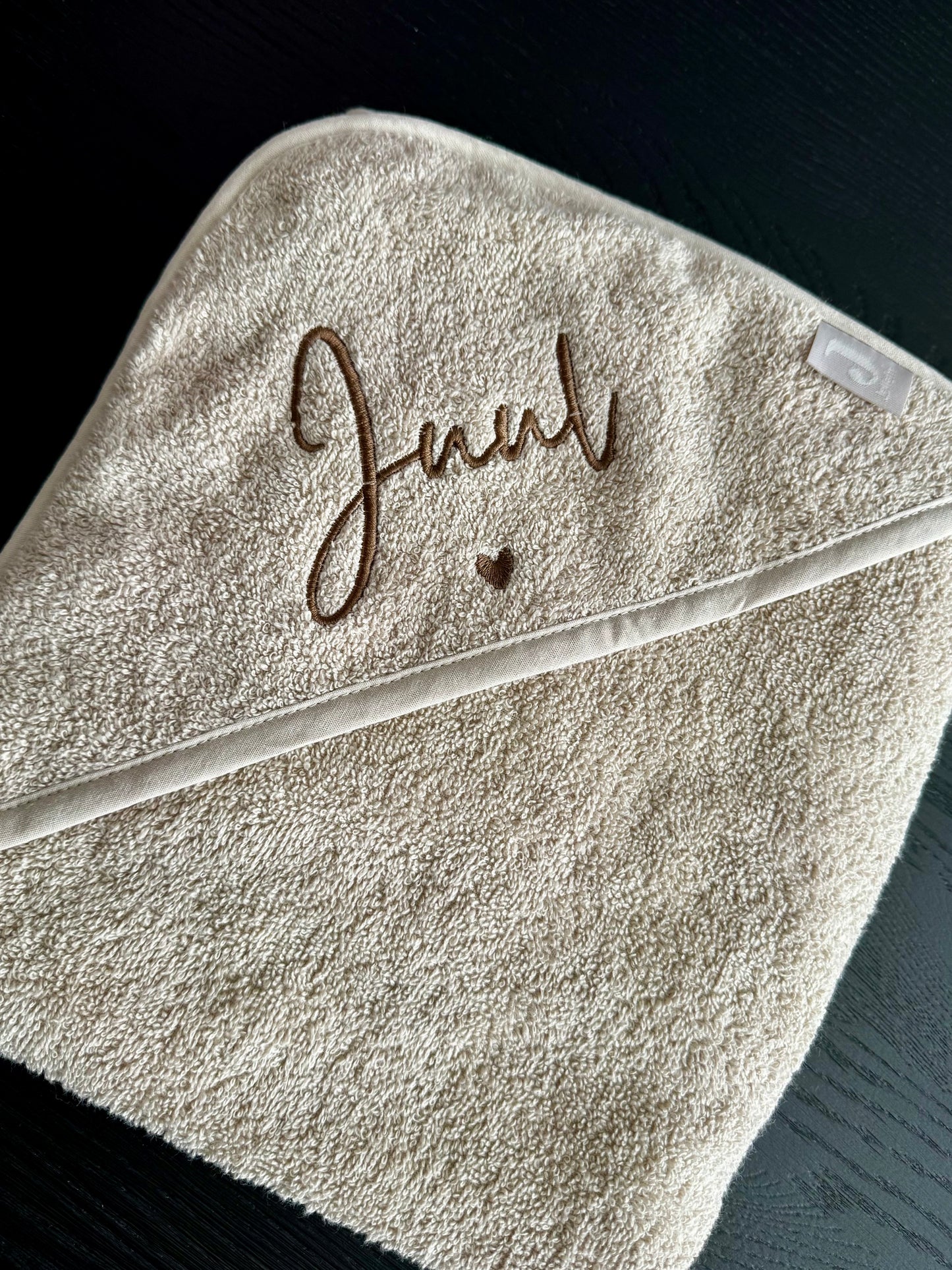 Badcape met personalisering (kleur Nougat)